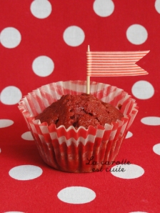 red velvet cupcake 02